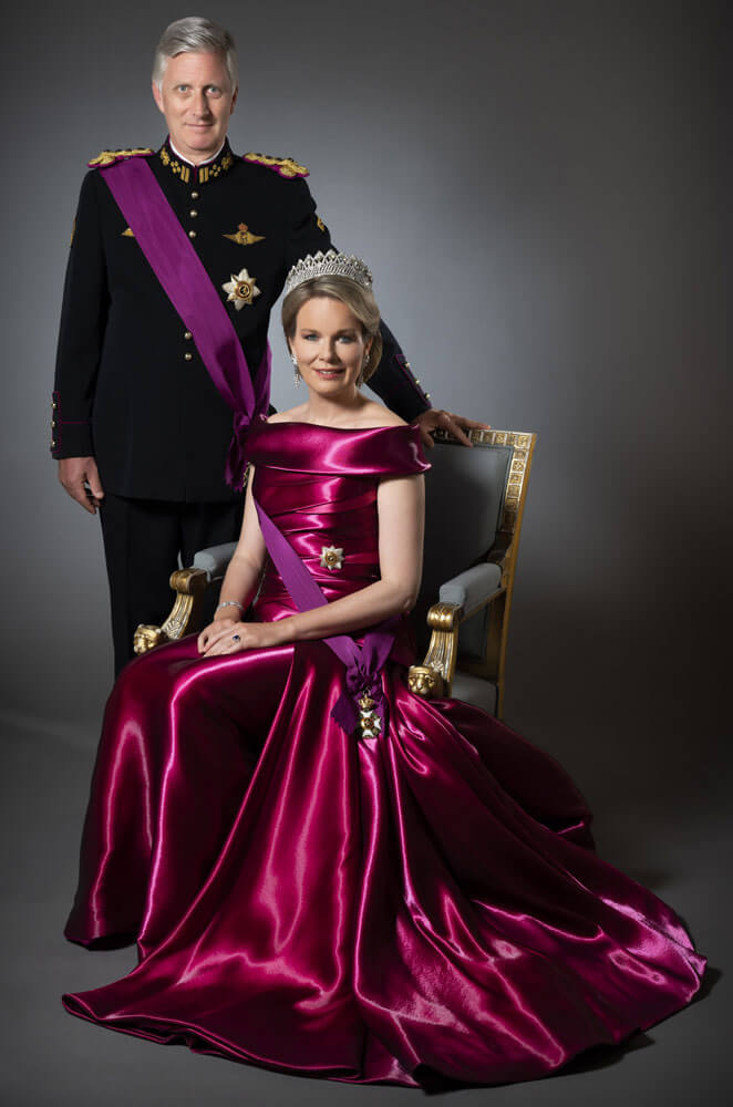 Photo officiel des souveraines belges, le roi Philippe et la reine Mathilde
