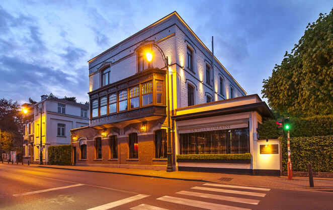 La façade extérieur du restaurant étoilé à Bruxelles (Uccle) La Villa Lorraine