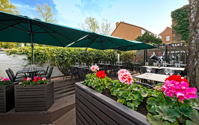 La terrasse du restaurant La Laiterie à Linkebeek
