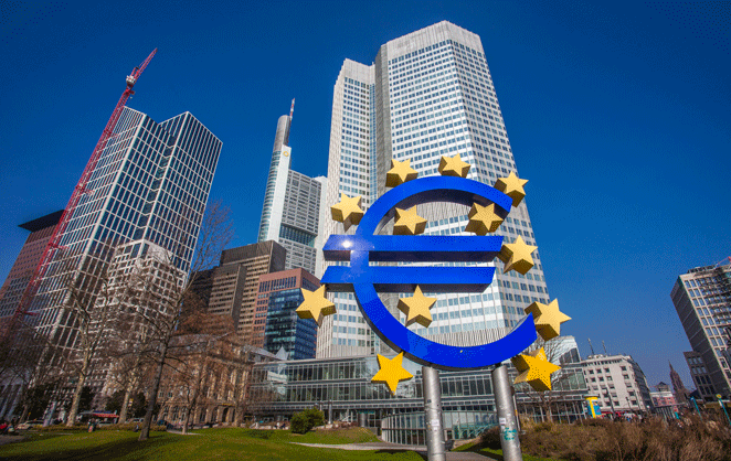Devant la Banque Centrale Européenne