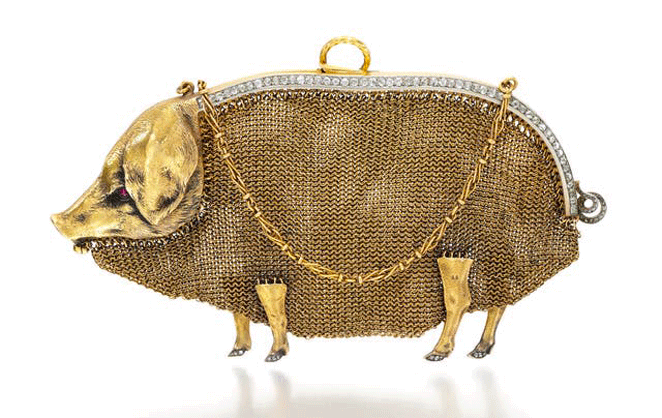 Un sac cochon du joaillier Lacloche ayant appartenu à Lady Mountbatten