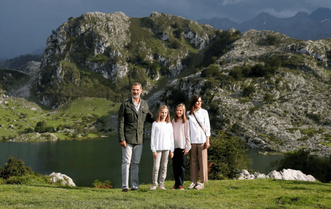 La famille royale espagnole dans les montagnes