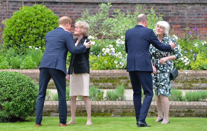 Le prince Harry et le prince William avec leurs tantes Lady Sarah McCorquodale et Lady Jane, baronne Fellowes