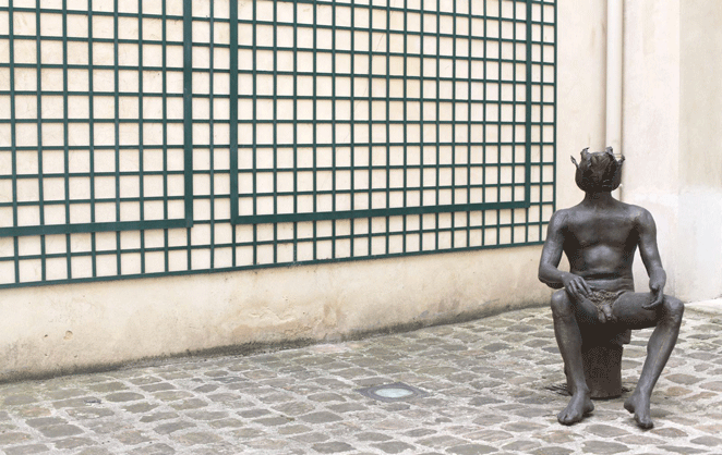 La statue L'homme à la tête de chou de Claude Lalanne qui a inspiré Serge Gainsbourg