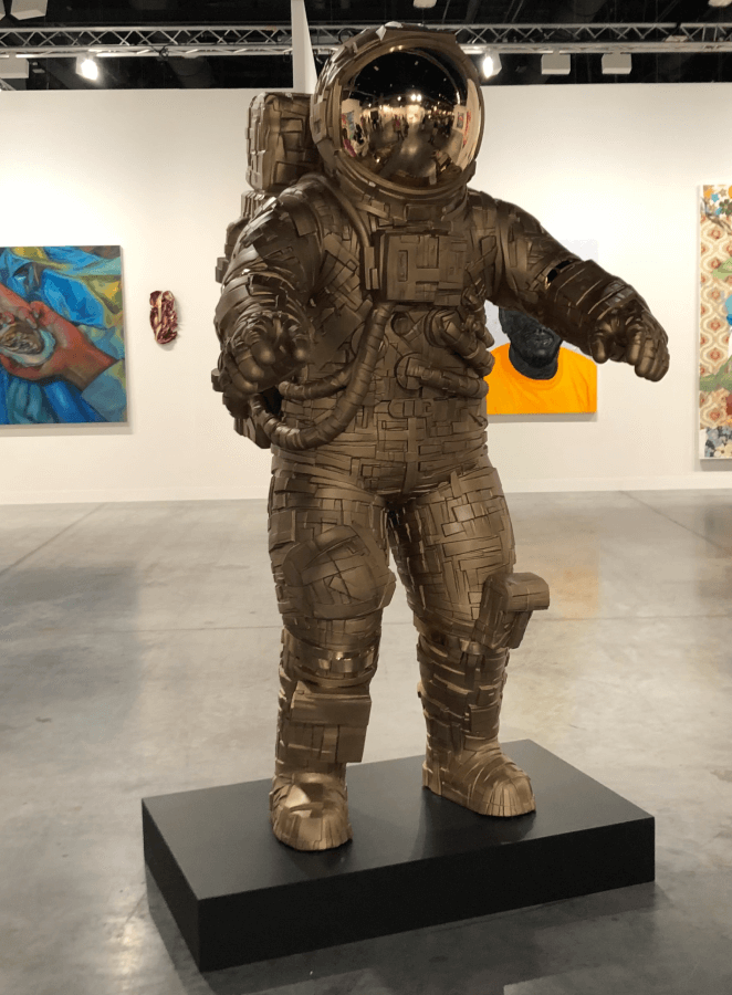 L'Astronaute de l'artiste Michael Kagan à Art Basel Miami