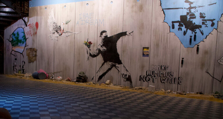 Une fresque de l'artiste de street art Banksy exposé à Bruxelles