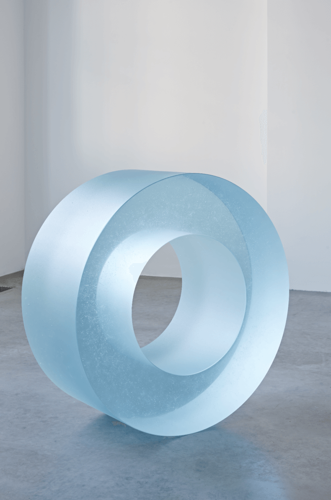 Ann Veronica Jassen, Blue Glass Roll 405/2, 2019, South London Gallery © Andy Stagg
