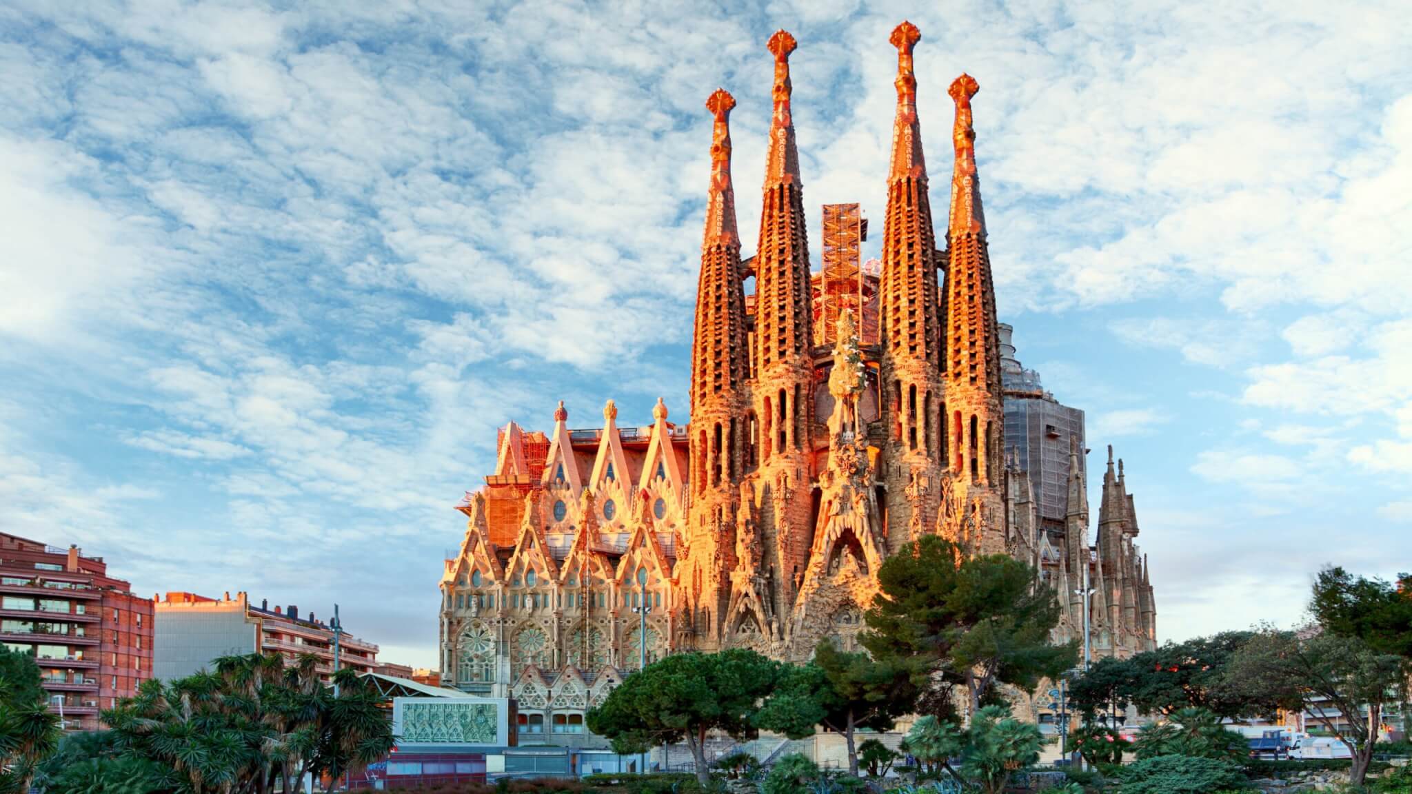 La basilique de la Sagrada Familia à Barcelone. Le chef-d'oeuvre Antoni Gaudi est devenu un site du patrimoine mondial de l'UNESCO en 1984. © DR
