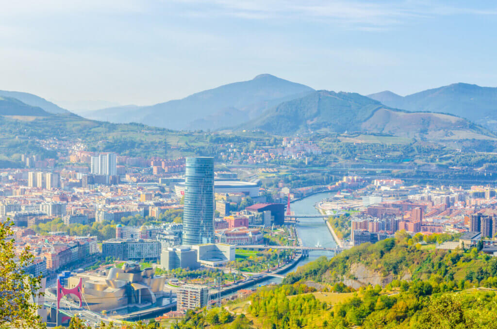 La vue de Bilbao depuis le Mont Artxanda. Â© DR