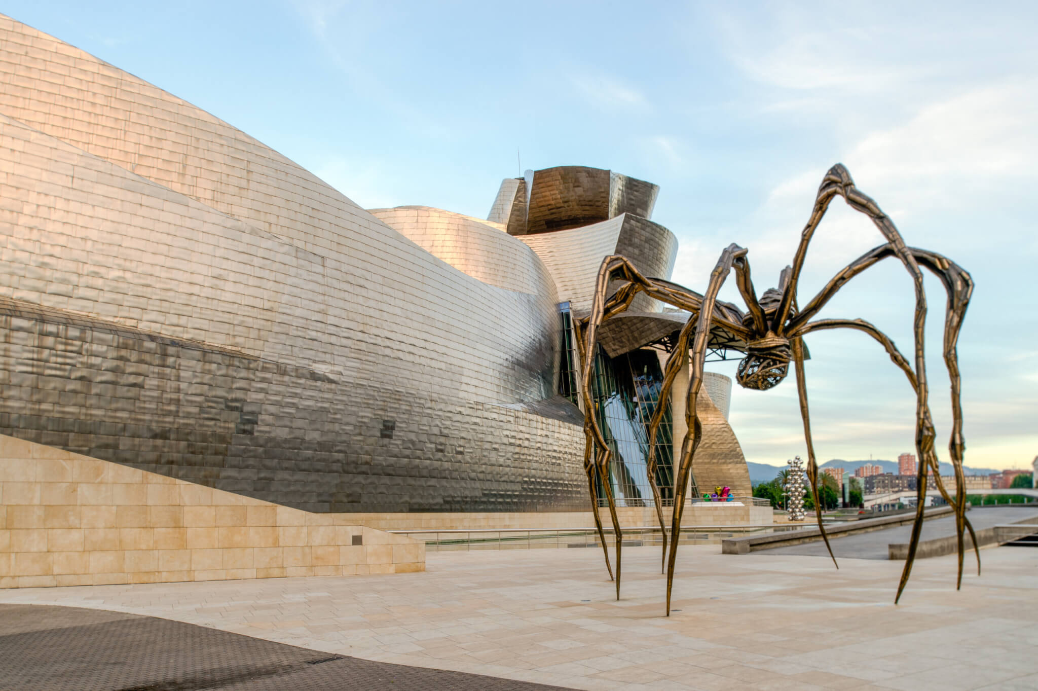 Maman de Louise Bourgeois devant le MusÃ©e Guggenheim de Bilbao. Â© DR